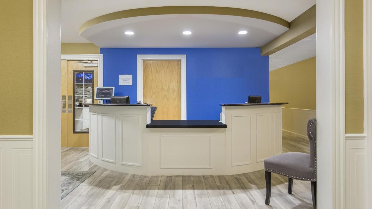 Silverstone Inn & Suites Спокан-Валлі Екстер'єр фото